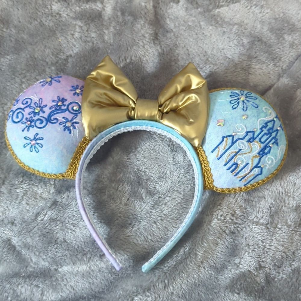 Disney world handmade Minnie mouse Castle ears